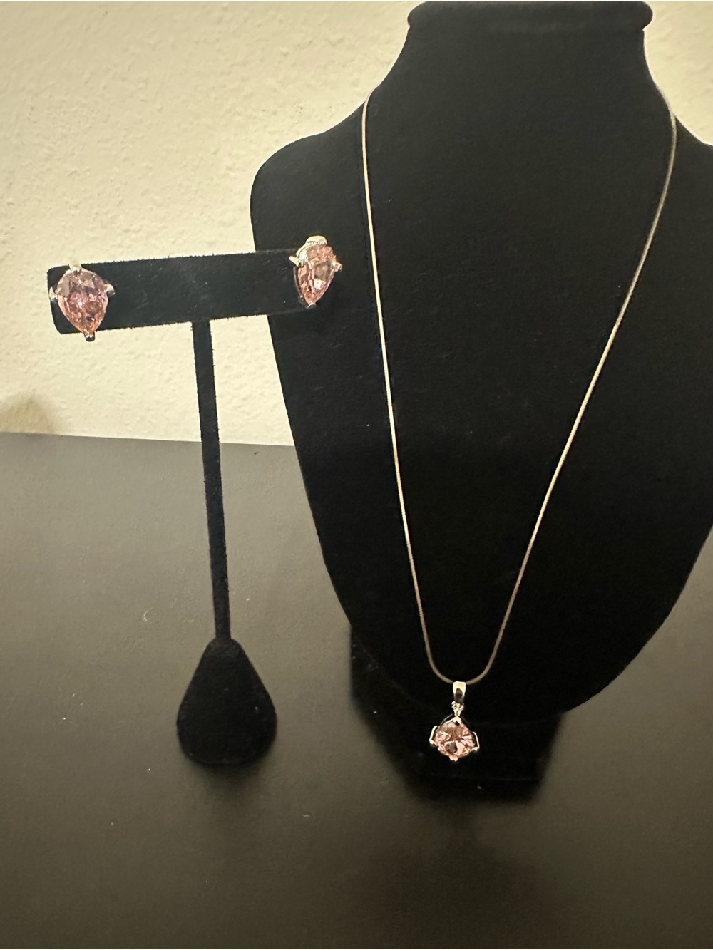 Pink Teardrop Pendant Necklace and Stud Earrings Set